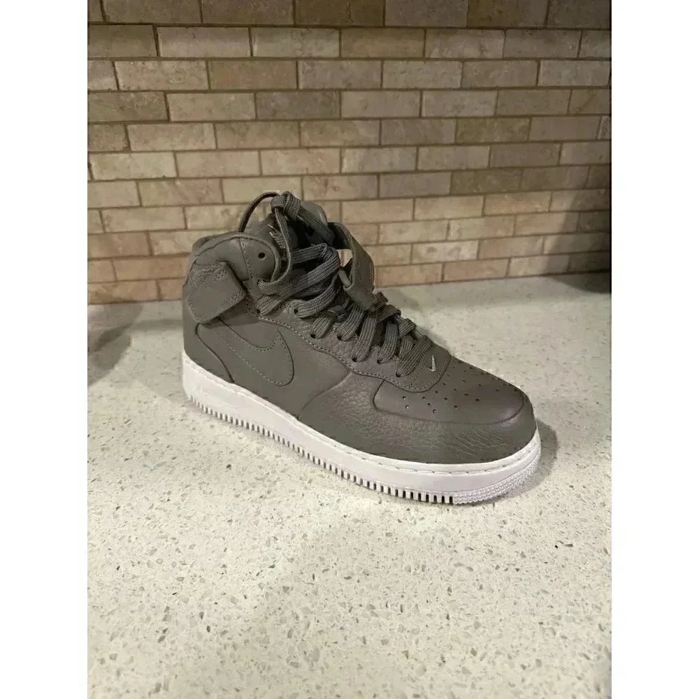 Nike nikelab air